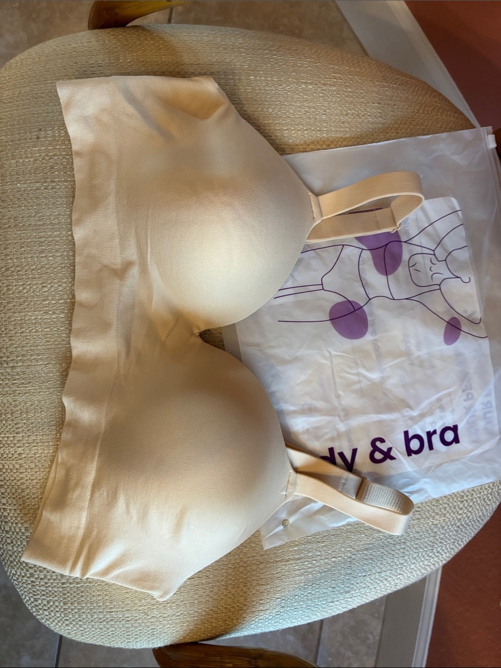 Seamless Wireless T-Shirt Bra in Nude